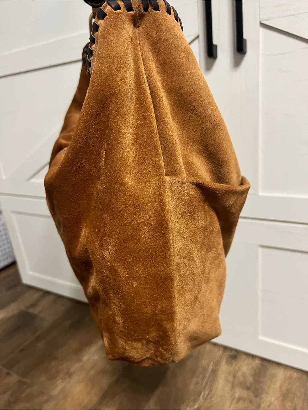 HOBO Harley Suede Bag in Oak Barrel Brown Hand  Stitched Whipstitch w hidepocket - Picture 6 of 16